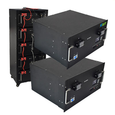 Endüstriyel STABLE CASE 5U 48V 100AH LİTYUM DERİ FOSFAT BATARİSİ Paketi Siyah Su geçirmez ve toz geçirmez