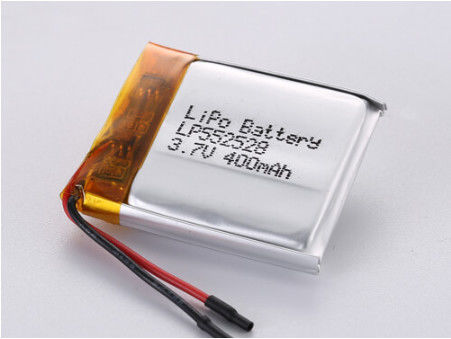LP552528 3.7V 400MAH Düşük sıcaklıklı Li-po pil ve gümüş folyo ile uzun süreli güç kaynağı için yüksek kapasiteli LiPo Paketi