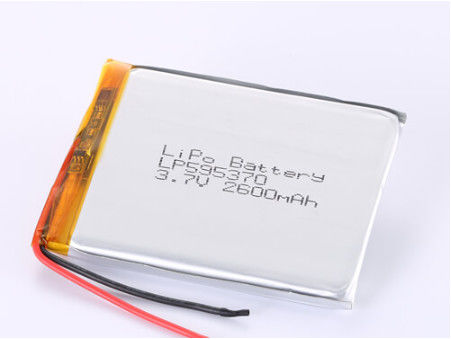 LP595370 3.7V 2600MAH Şarj edilebilir Pil 1 Yıl raf ömrü OEM uyumluluğu için Lityum polimer