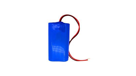 Lityum demir fosfat pil paketi 18650 7.4V 2200MAH Deşarj Sıcaklığı -20-60C 3.7V Lityum Pil Paketi Demir Kabuklu